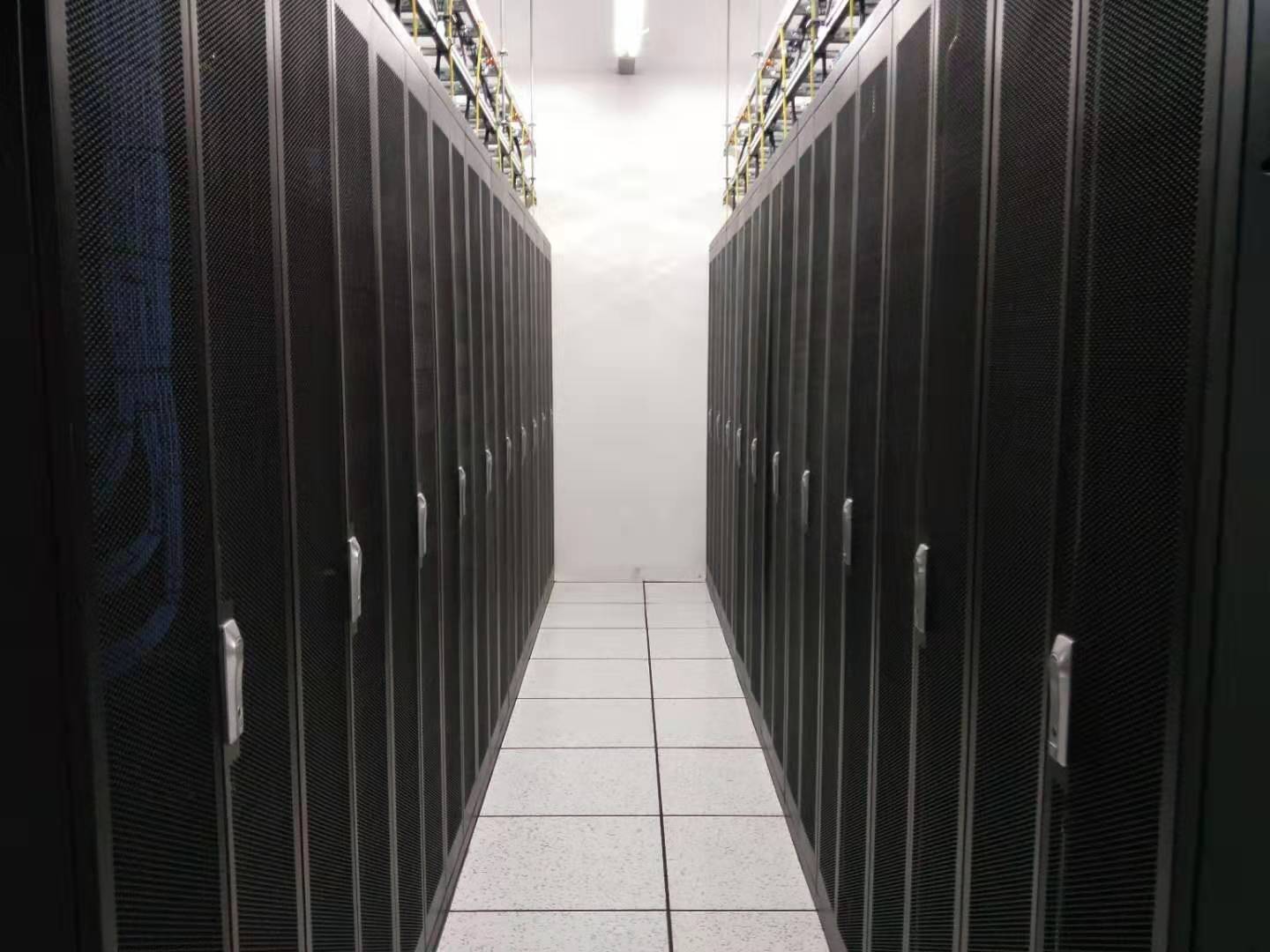 忠县IDC机柜促销季开启